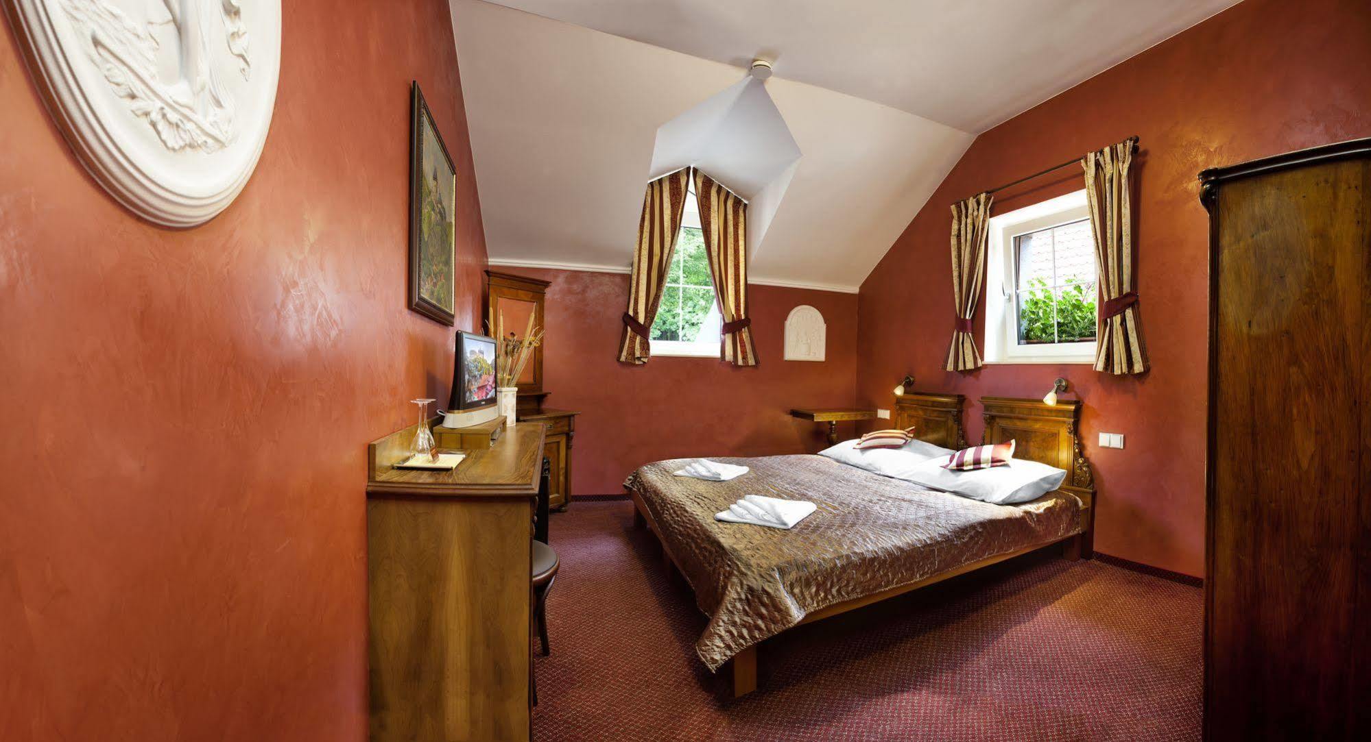 Hotel Karlstejn & Spa Eksteriør billede